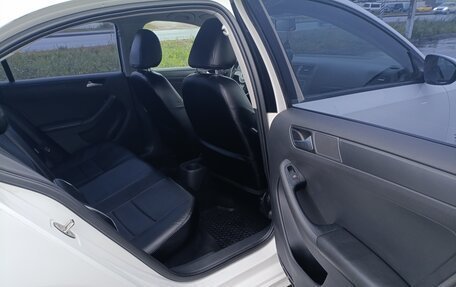 Volkswagen Jetta VI, 2014 год, 850 000 рублей, 13 фотография