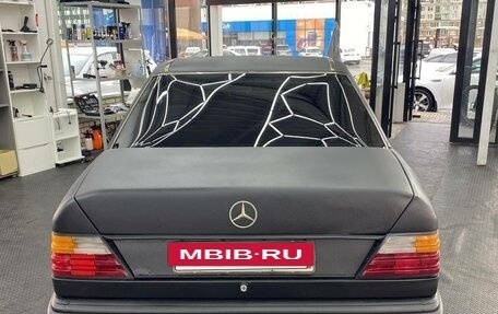 Mercedes-Benz E-Класс, 1992 год, 320 000 рублей, 17 фотография