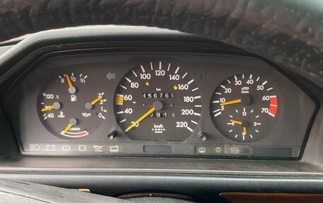 Mercedes-Benz E-Класс, 1992 год, 320 000 рублей, 29 фотография