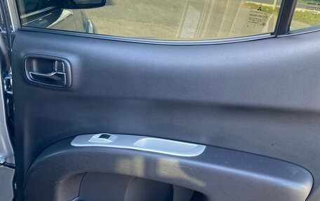 Mitsubishi L200 IV рестайлинг, 2013 год, 1 990 000 рублей, 11 фотография