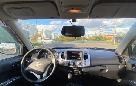 Mitsubishi L200 IV рестайлинг, 2013 год, 1 990 000 рублей, 12 фотография