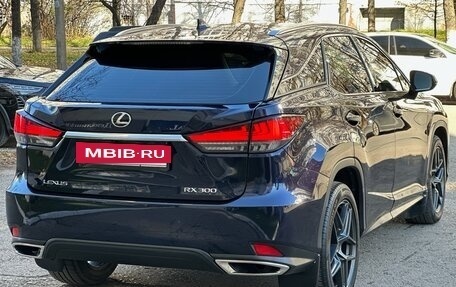 Lexus RX IV рестайлинг, 2019 год, 3 890 000 рублей, 13 фотография