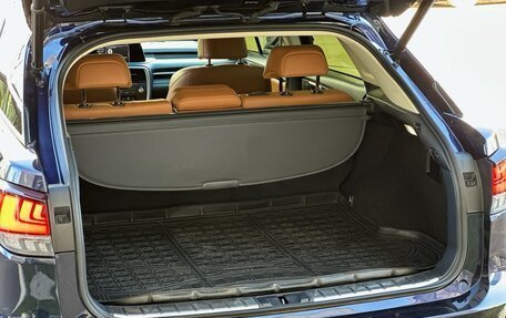 Lexus RX IV рестайлинг, 2019 год, 3 890 000 рублей, 17 фотография