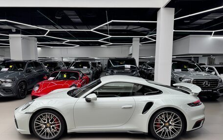 Porsche 911, 2021 год, 20 000 000 рублей, 7 фотография