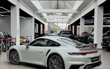 Porsche 911, 2021 год, 20 000 000 рублей, 4 фотография