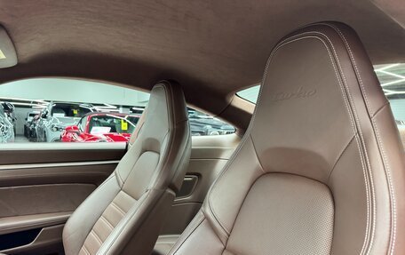 Porsche 911, 2021 год, 20 000 000 рублей, 23 фотография