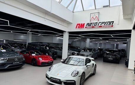 Porsche 911, 2021 год, 20 000 000 рублей, 35 фотография