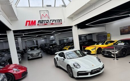 Porsche 911, 2021 год, 20 000 000 рублей, 37 фотография
