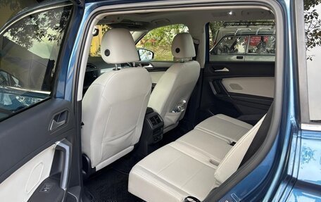 Volkswagen Tiguan II, 2020 год, 2 600 000 рублей, 8 фотография