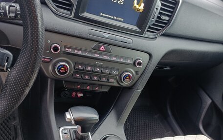 KIA Sportage IV рестайлинг, 2016 год, 1 757 000 рублей, 12 фотография