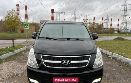 Hyundai Grand Starex Grand Starex I рестайлинг 2, 2012 год, 2 650 000 рублей, 1 фотография