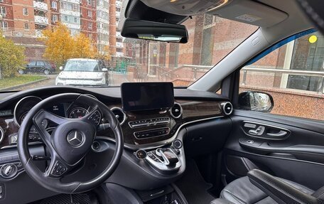 Mercedes-Benz V-Класс, 2017 год, 4 000 000 рублей, 9 фотография