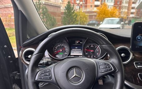 Mercedes-Benz V-Класс, 2017 год, 4 000 000 рублей, 13 фотография