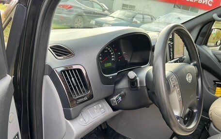 Hyundai Grand Starex Grand Starex I рестайлинг 2, 2012 год, 2 650 000 рублей, 11 фотография