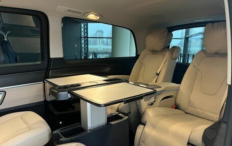 Mercedes-Benz V-Класс, 2025 год, 15 290 000 рублей, 9 фотография