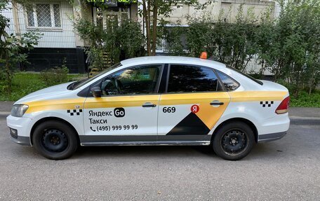 Volkswagen Polo VI (EU Market), 2019 год, 649 000 рублей, 3 фотография
