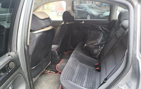 Volkswagen Passat B5+ рестайлинг, 2001 год, 228 000 рублей, 5 фотография