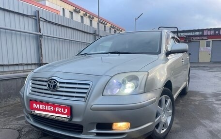 Toyota Avensis III рестайлинг, 2005 год, 680 000 рублей, 2 фотография