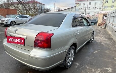 Toyota Avensis III рестайлинг, 2005 год, 680 000 рублей, 6 фотография
