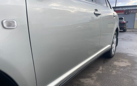 Toyota Avensis III рестайлинг, 2005 год, 680 000 рублей, 20 фотография