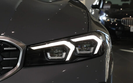 BMW 3 серия, 2025 год, 3 925 000 рублей, 14 фотография