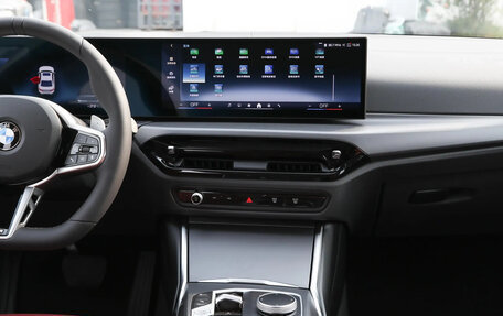 BMW 3 серия, 2025 год, 3 925 000 рублей, 10 фотография