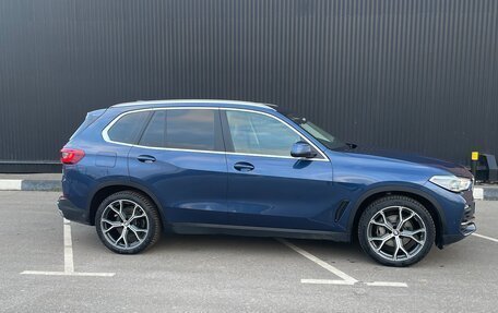 BMW X5, 2019 год, 5 500 000 рублей, 24 фотография