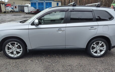 Mitsubishi Outlander III рестайлинг 3, 2012 год, 1 250 000 рублей, 4 фотография