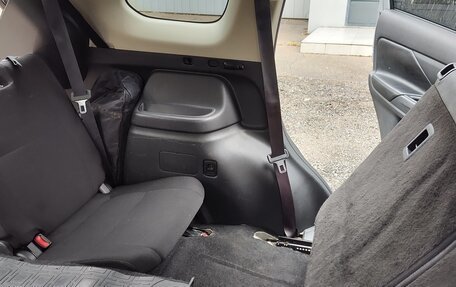 Mitsubishi Outlander III рестайлинг 3, 2012 год, 1 250 000 рублей, 17 фотография