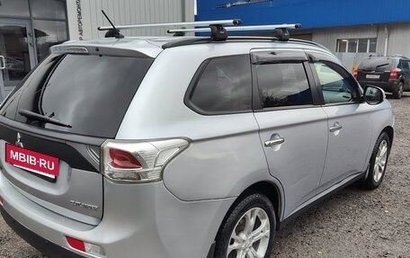 Mitsubishi Outlander III рестайлинг 3, 2012 год, 1 250 000 рублей, 7 фотография