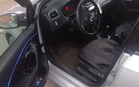 Volkswagen Polo VI (EU Market), 2010 год, 680 000 рублей, 9 фотография