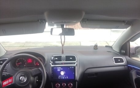 Volkswagen Polo VI (EU Market), 2010 год, 680 000 рублей, 10 фотография