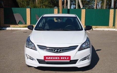 Hyundai Solaris II рестайлинг, 2015 год, 790 000 рублей, 8 фотография