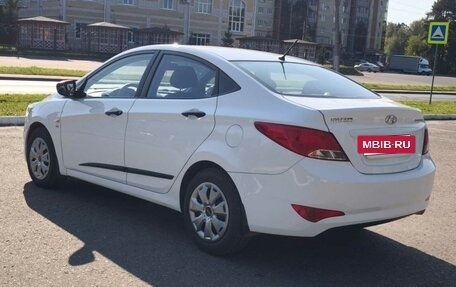 Hyundai Solaris II рестайлинг, 2015 год, 790 000 рублей, 4 фотография