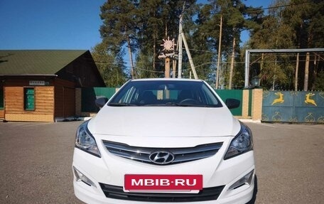 Hyundai Solaris II рестайлинг, 2015 год, 790 000 рублей, 3 фотография