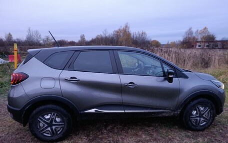 Renault Kaptur I рестайлинг, 2020 год, 1 600 000 рублей, 11 фотография