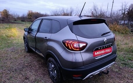 Renault Kaptur I рестайлинг, 2020 год, 1 600 000 рублей, 14 фотография