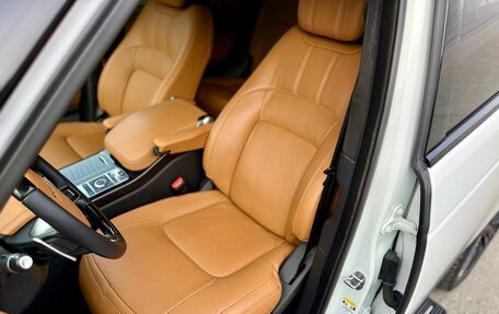 Land Rover Range Rover IV рестайлинг, 2018 год, 13 фотография