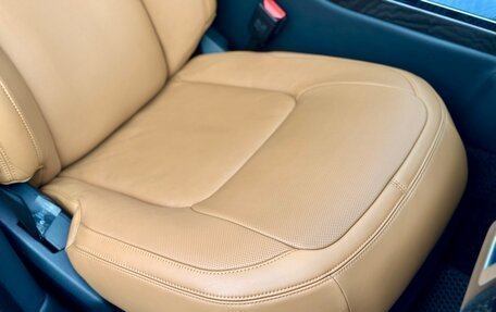 Land Rover Range Rover IV рестайлинг, 2018 год, 39 фотография