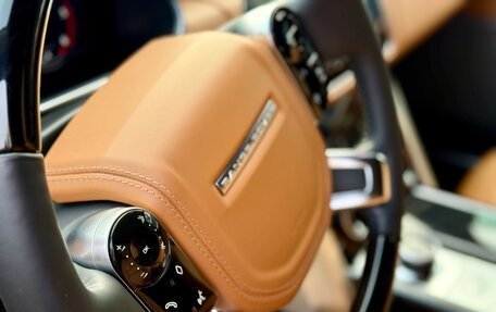 Land Rover Range Rover IV рестайлинг, 2018 год, 35 фотография