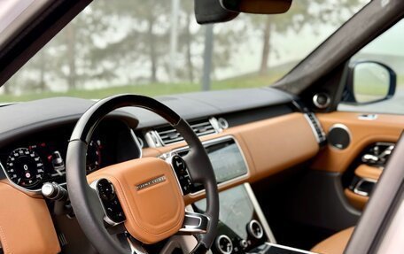 Land Rover Range Rover IV рестайлинг, 2018 год, 32 фотография