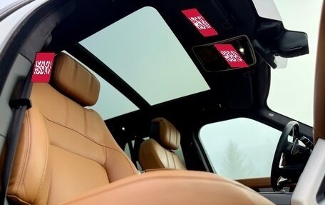 Land Rover Range Rover IV рестайлинг, 2018 год, 31 фотография