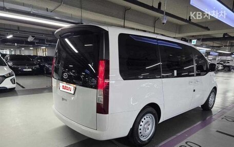 Hyundai Staria, 2023 год, 3 418 000 рублей, 4 фотография