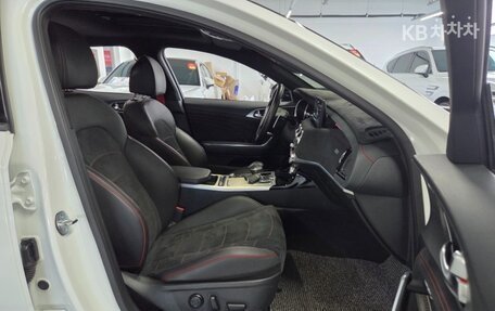 KIA Stinger I, 2023 год, 3 018 000 рублей, 31 фотография