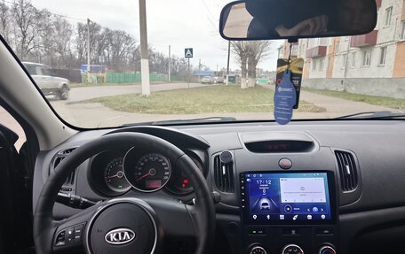 KIA Cerato III, 2010 год, 850 000 рублей, 10 фотография