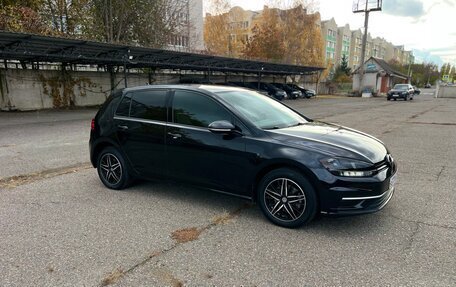 Volkswagen Golf VII, 2019 год, 1 810 000 рублей, 3 фотография