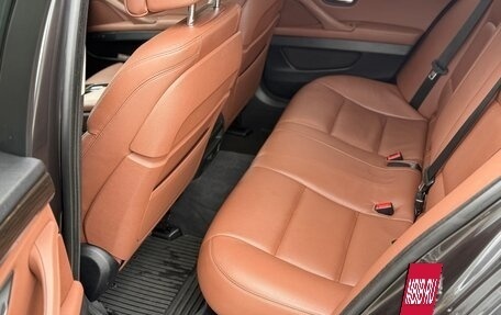 BMW 5 серия, 2016 год, 3 550 000 рублей, 13 фотография