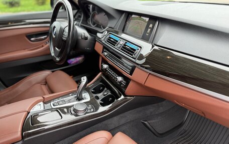 BMW 5 серия, 2016 год, 3 550 000 рублей, 29 фотография