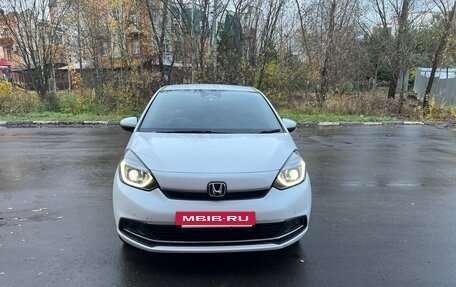 Honda Fit, 2022 год, 1 680 000 рублей, 4 фотография
