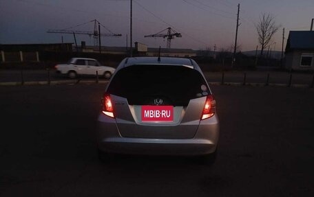 Honda Fit III, 2010 год, 600 000 рублей, 9 фотография